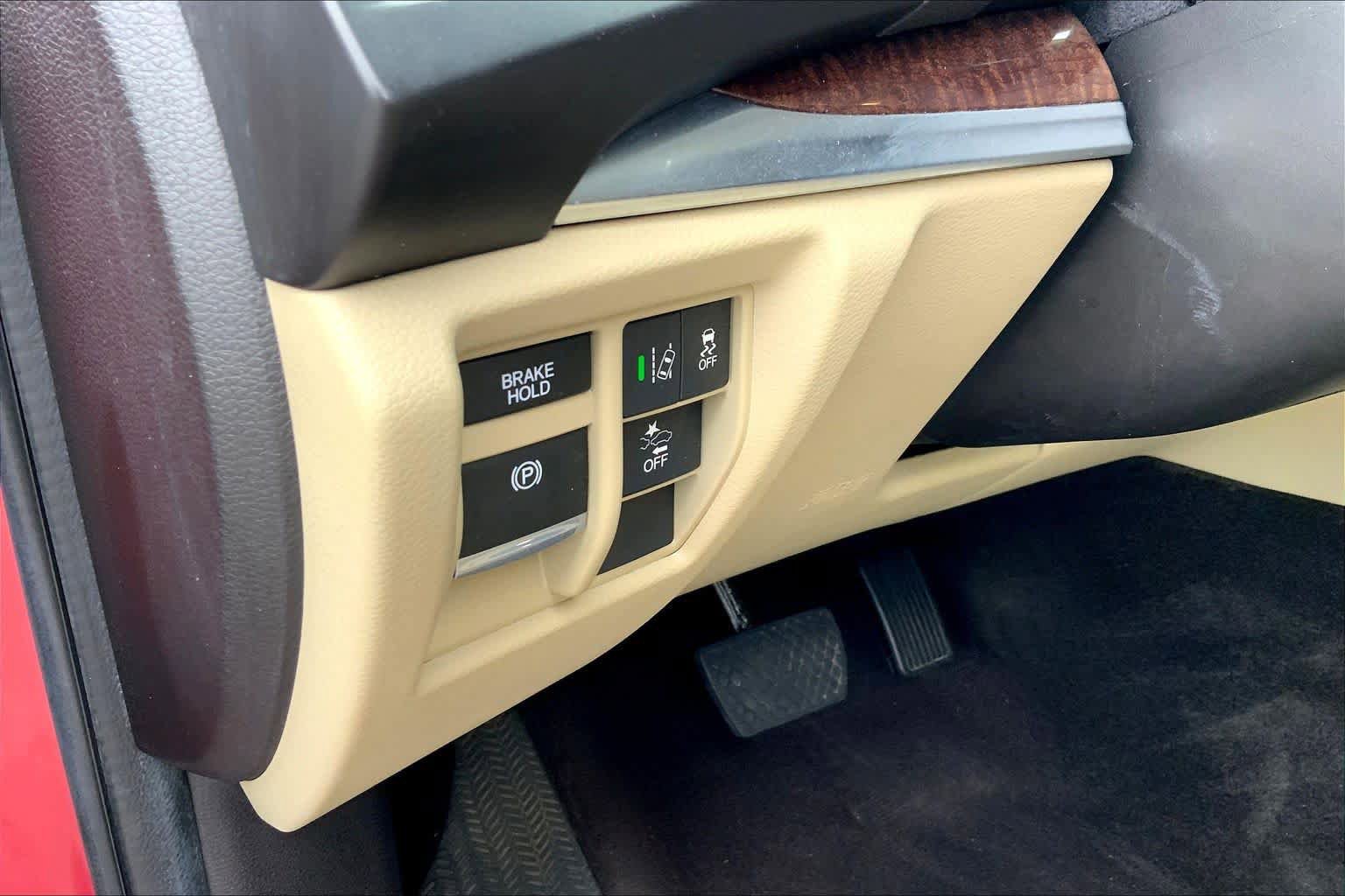 Used 2020 Acura MDX SH-AWD image 34