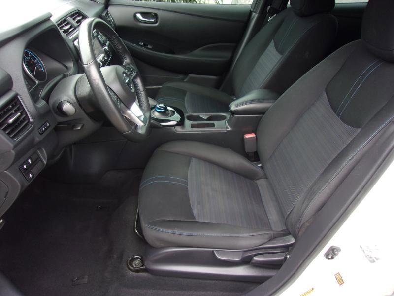 Used 2020 Nissan Leaf SV w/ SV Technology Package image 33