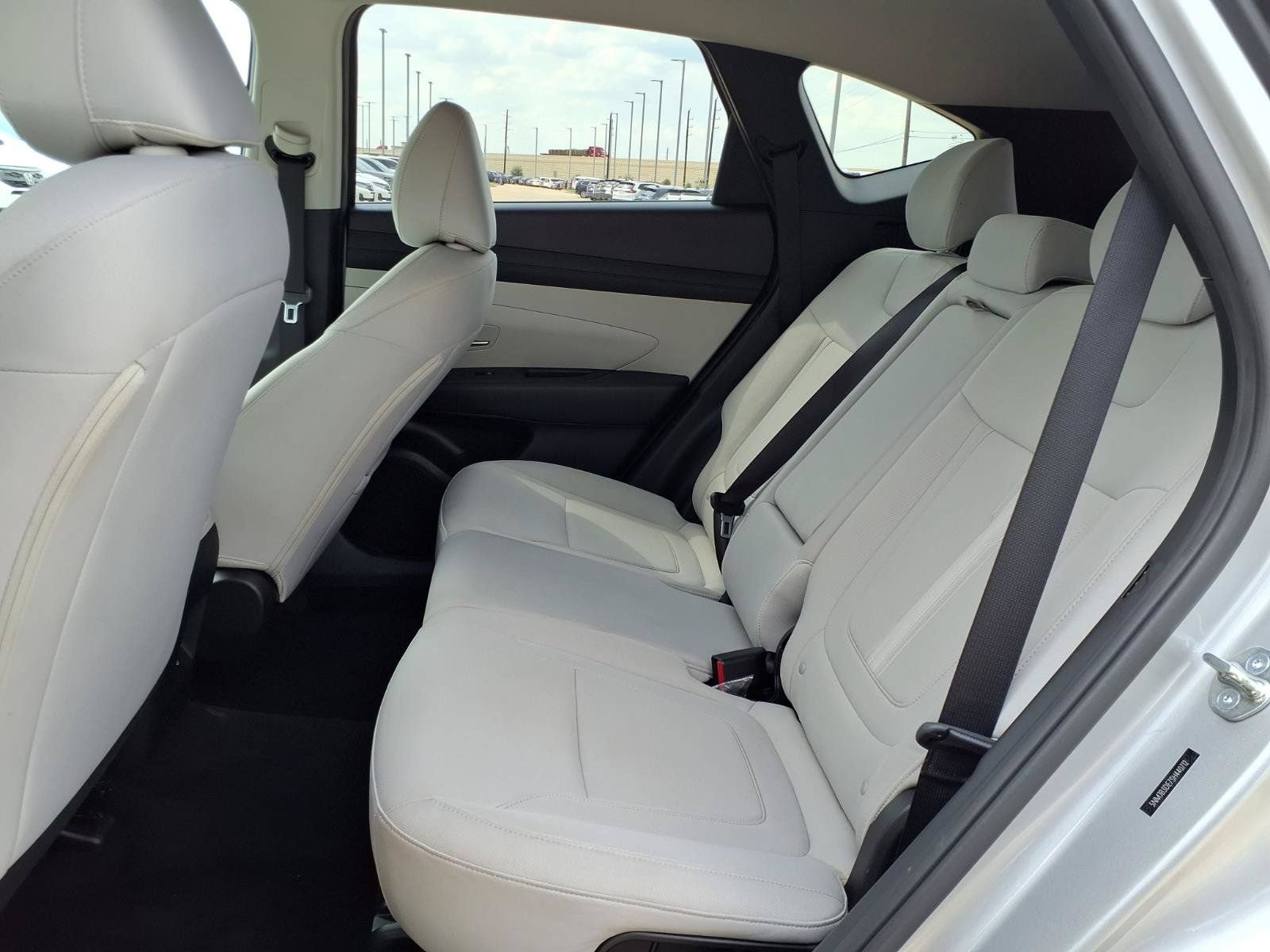 Used 2025 Hyundai Tucson SEL FWD image 25