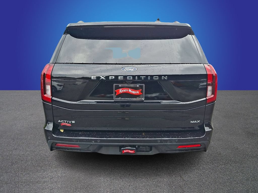 Used 2025 Ford Expedition Max Active AWD/4WD image 5
