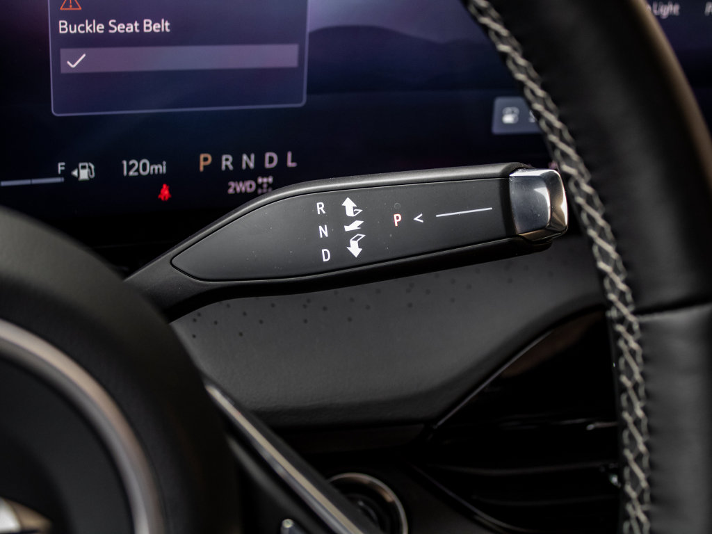 Used 2025 Buick Enclave Avenir w/ Trailering Package, 5000 lbs. image 35