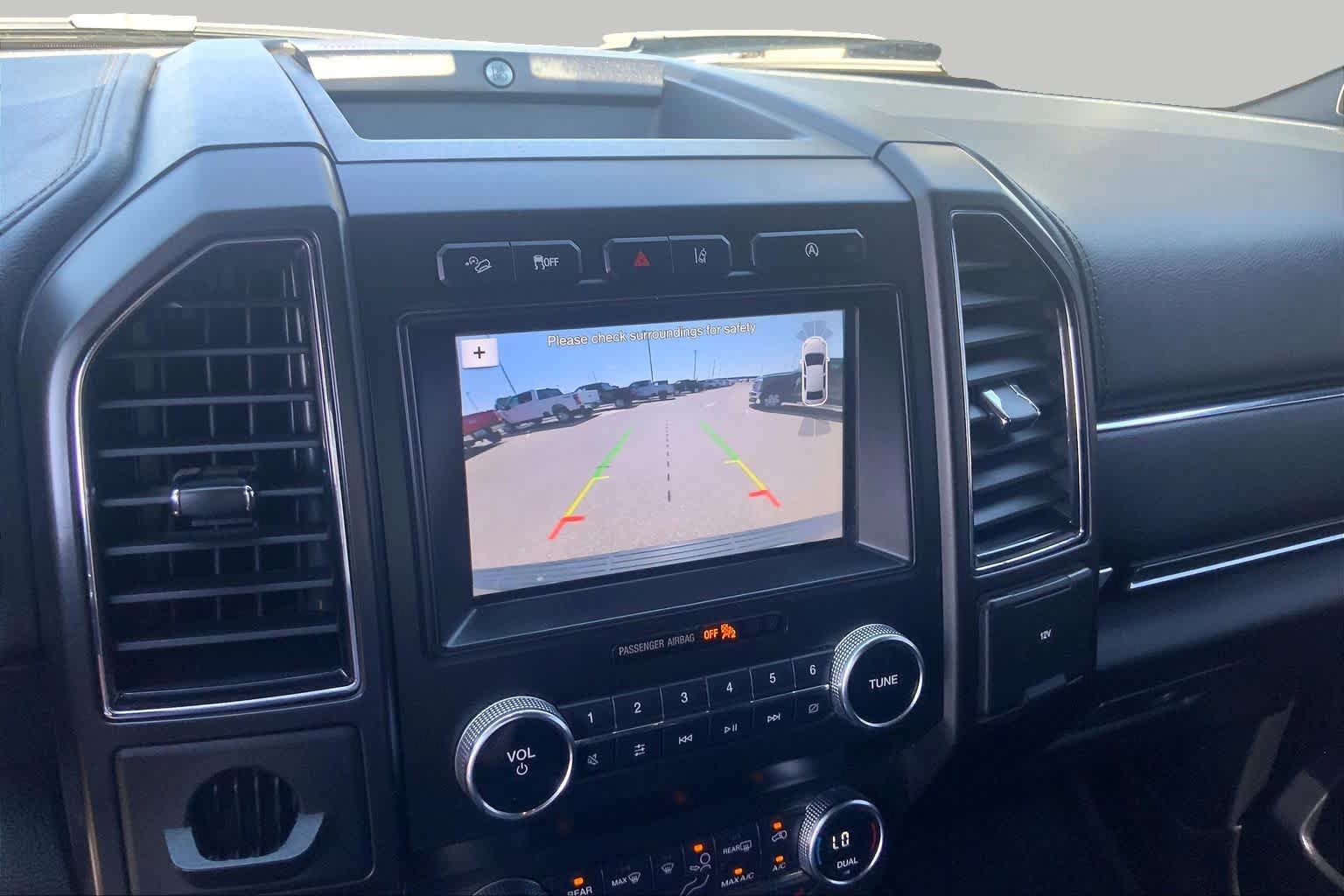 Used 2019 Ford Expedition Limited w/ Driver Assistance Package AWD/4WD image 27