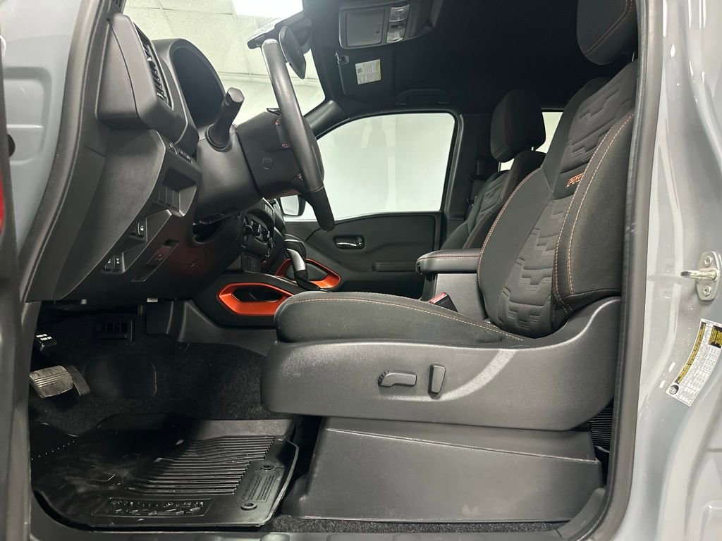 Used 2024 Nissan Frontier PRO-4X w/ Off-Road Protection Package image 16