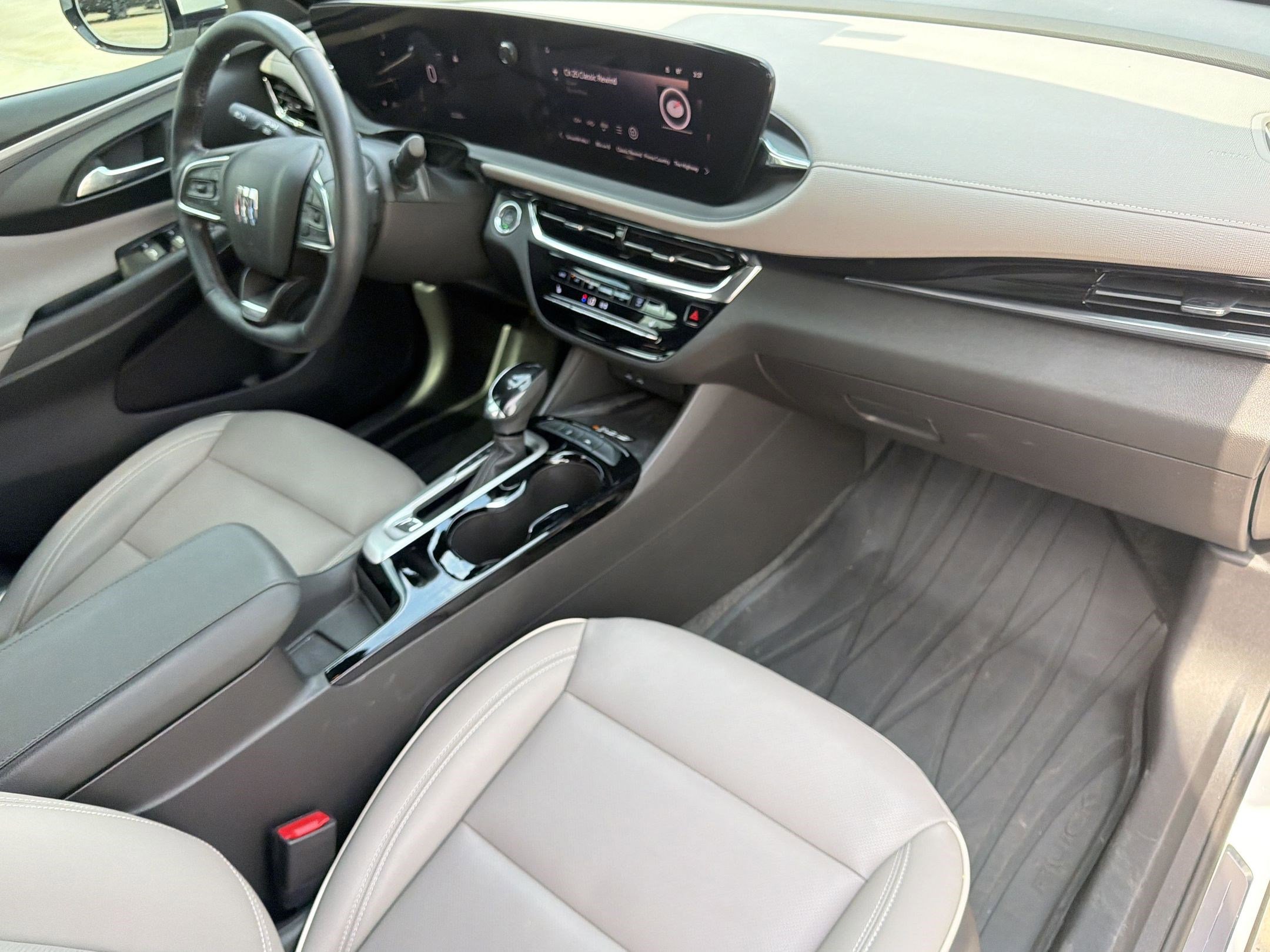 Used 2025 Buick Envista Avenir image 28