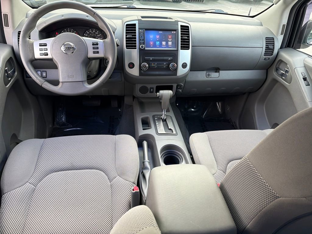 Used 2019 Nissan Frontier SV image 15