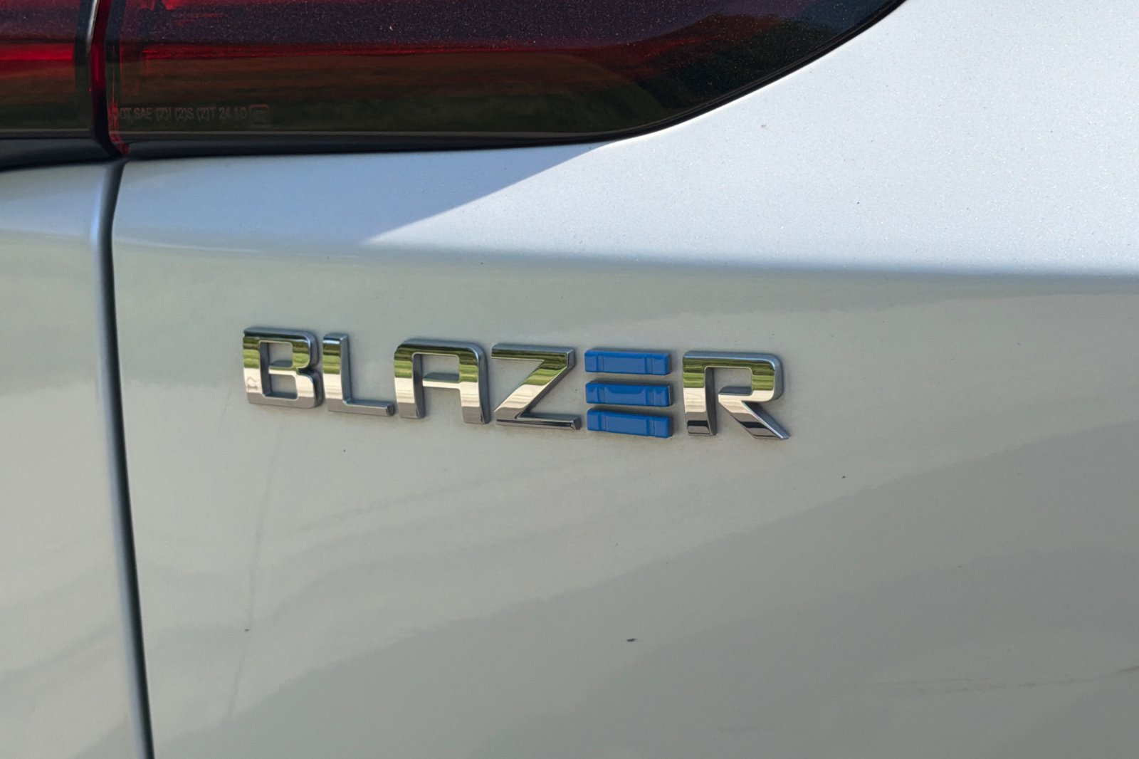 Used 2024 Chevrolet Blazer EV LT AWD/4WD image 23