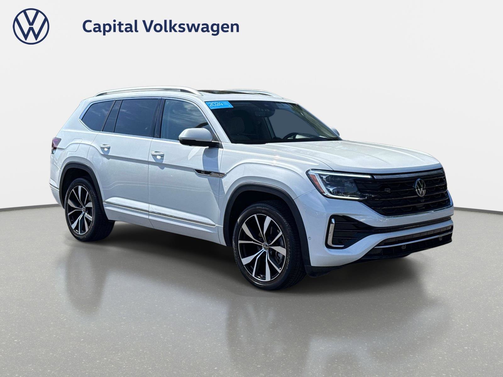 Certified 2024 Volkswagen Atlas SEL Premium R-Line AWD/4WD image 3