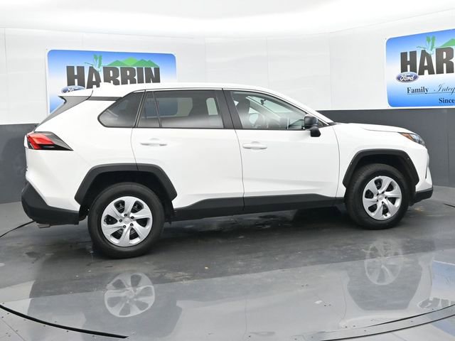 Used 2024 Toyota RAV4 LE AWD/4WD image 6