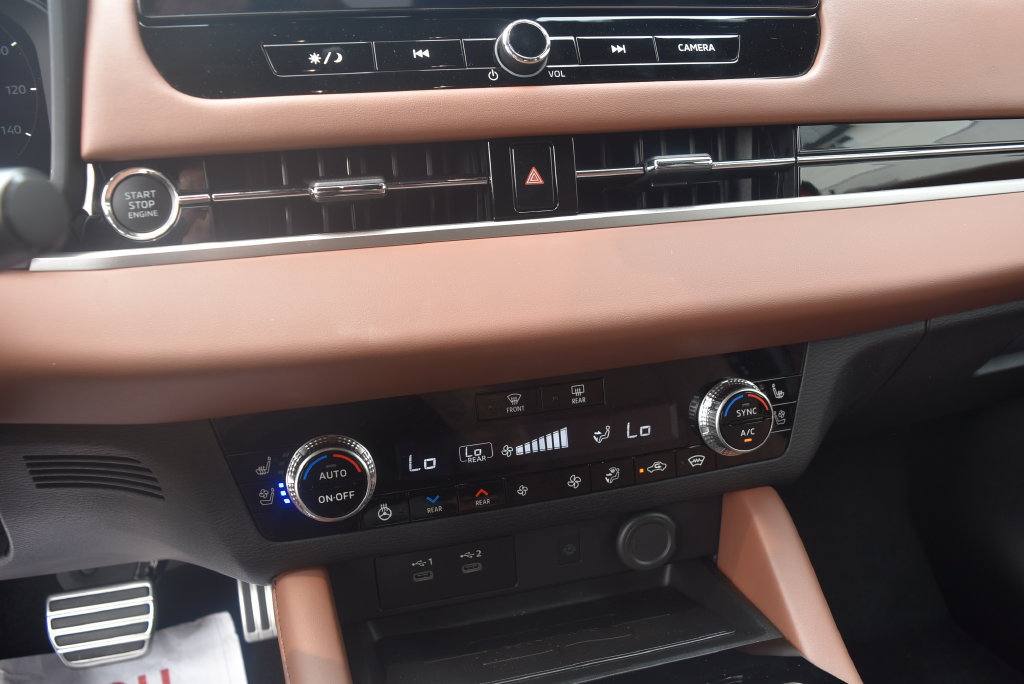 New 2025 Mitsubishi Outlander AWD image 18