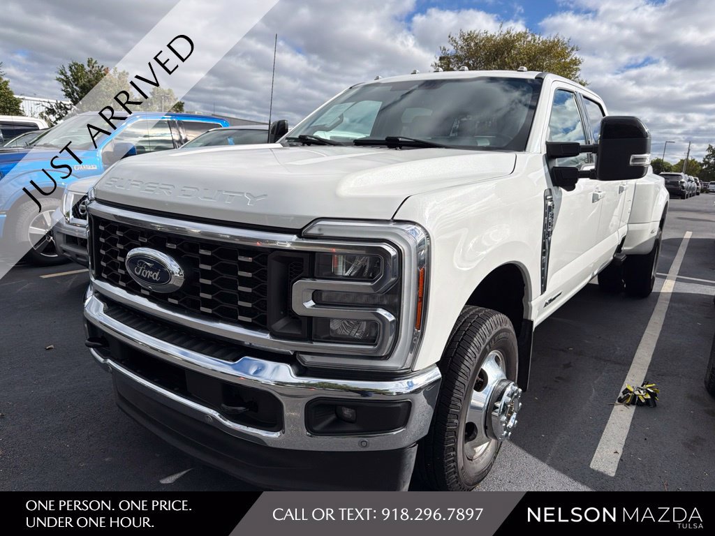 Used 2024 Ford F350 Lariat w/ Lariat Ultimate Package AWD/4WD image 1