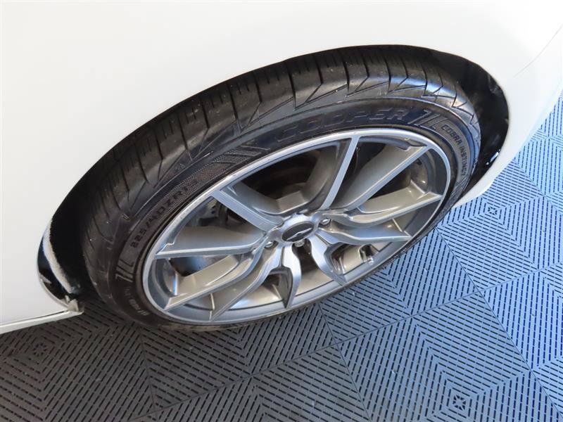 Used 2022 Genesis G70 2.0T w/ Prestige Package RWD image 9