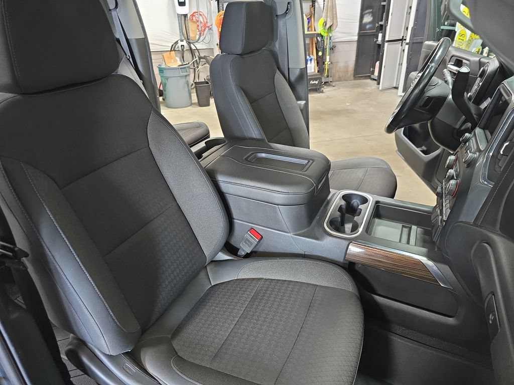 Used 2019 Chevrolet Silverado 1500 RST AWD/4WD image 10