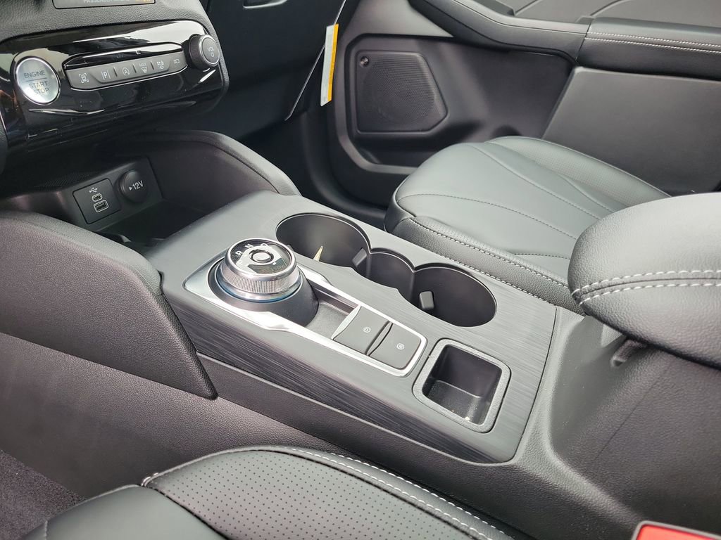 New 2026 Ford Escape Platinum w/ Premium Technology Package image 29
