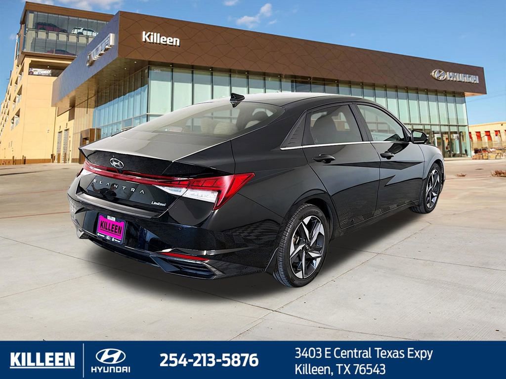 Used 2023 Hyundai Elantra Limited FWD image 8