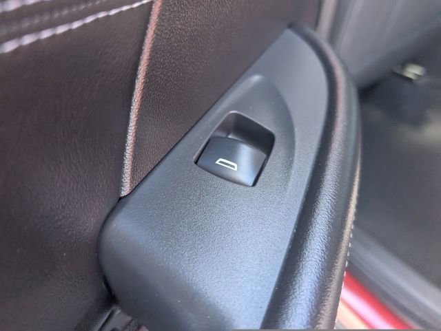 Used 2023 Buick Envision Essence image 11