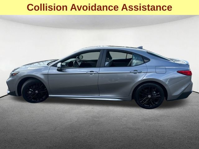 Used 2025 Toyota Camry SE w/ Convenience Package image 6