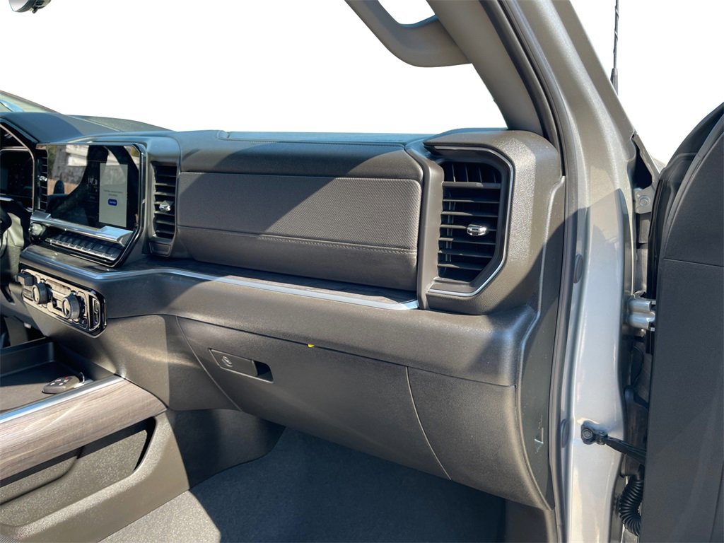 New 2026 Chevrolet Silverado 3500 LTZ w/ LTZ Texas Edition image 16