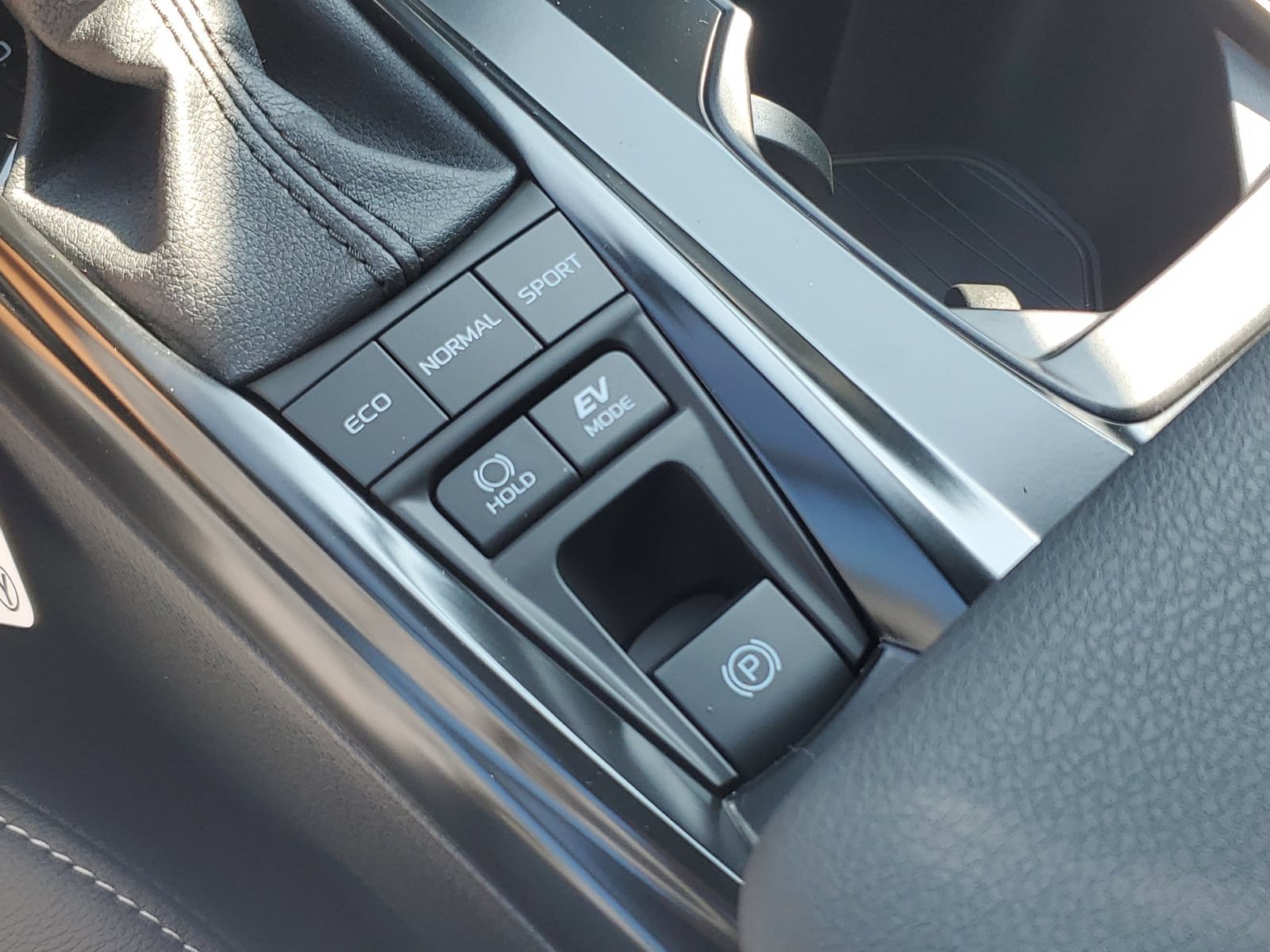 New 2026 Toyota Camry SE w/ Convenience Package FWD image 29