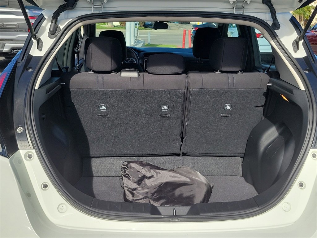Used 2023 Nissan Leaf S image 22