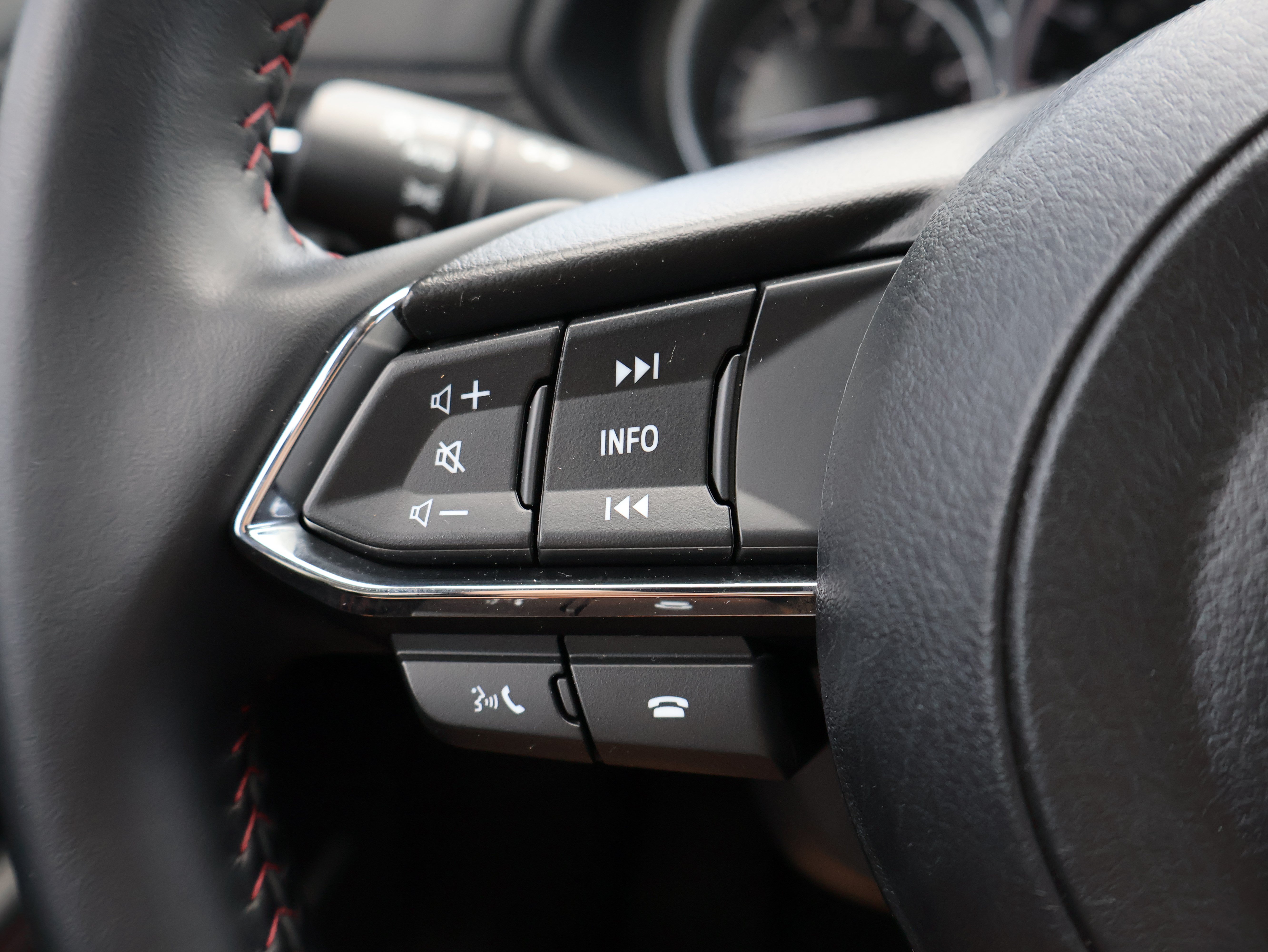 Used 2025 MAZDA CX-5 Carbon Edition AWD/4WD image 34