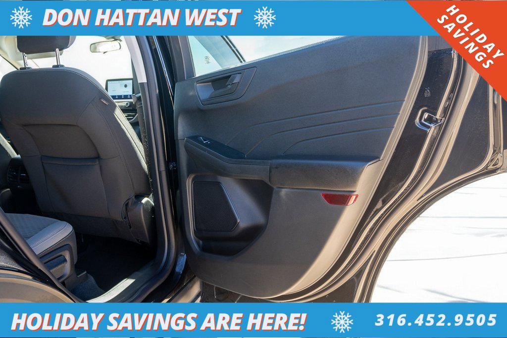 Used 2022 Ford Escape SE w/ Cold Weather Package image 23