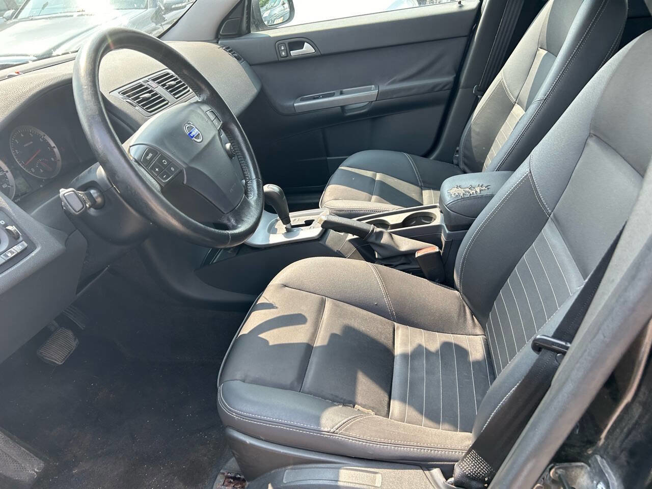 Used 2007 Volvo S40 2.4i image 10