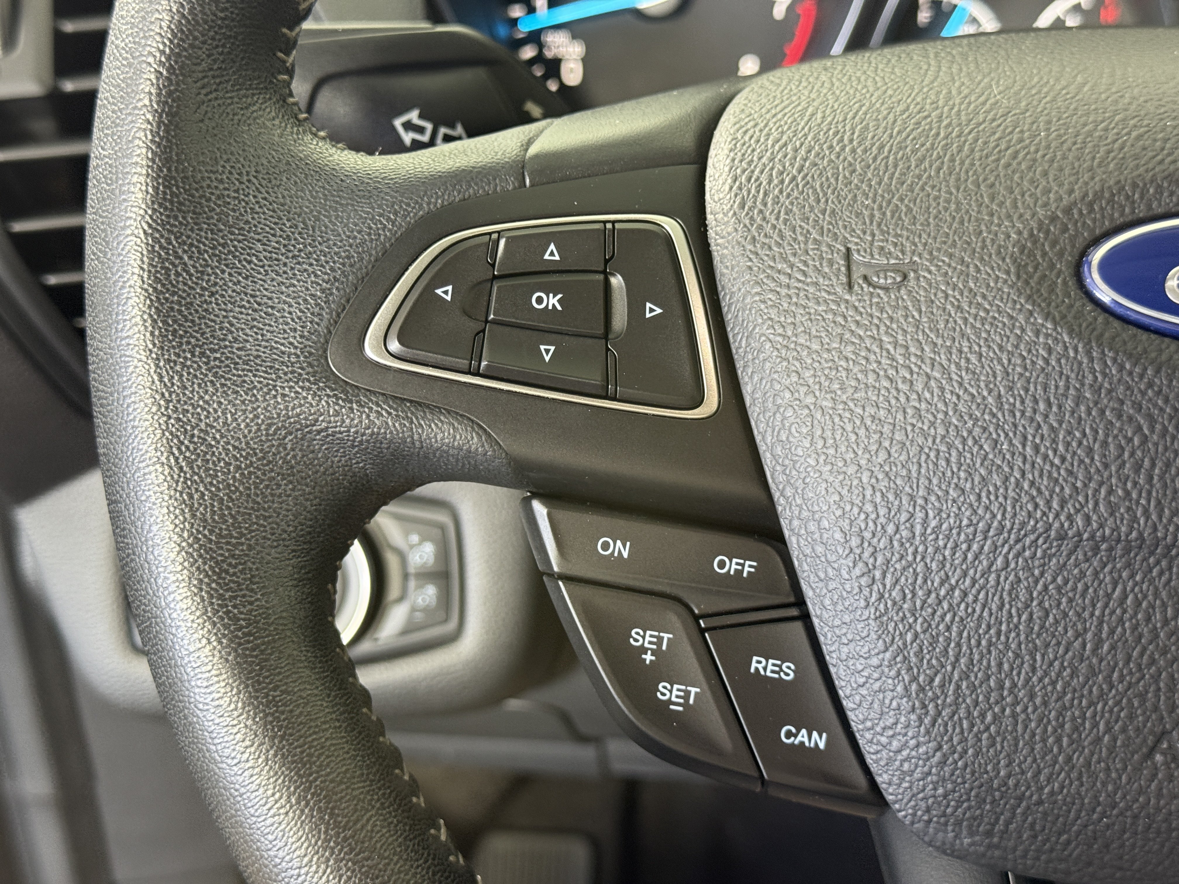 Certified 2019 Ford Escape SE FWD image 24