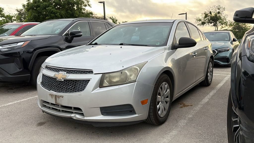 Used 2011 Chevrolet Cruze LS w/ Connectivity Package image 13