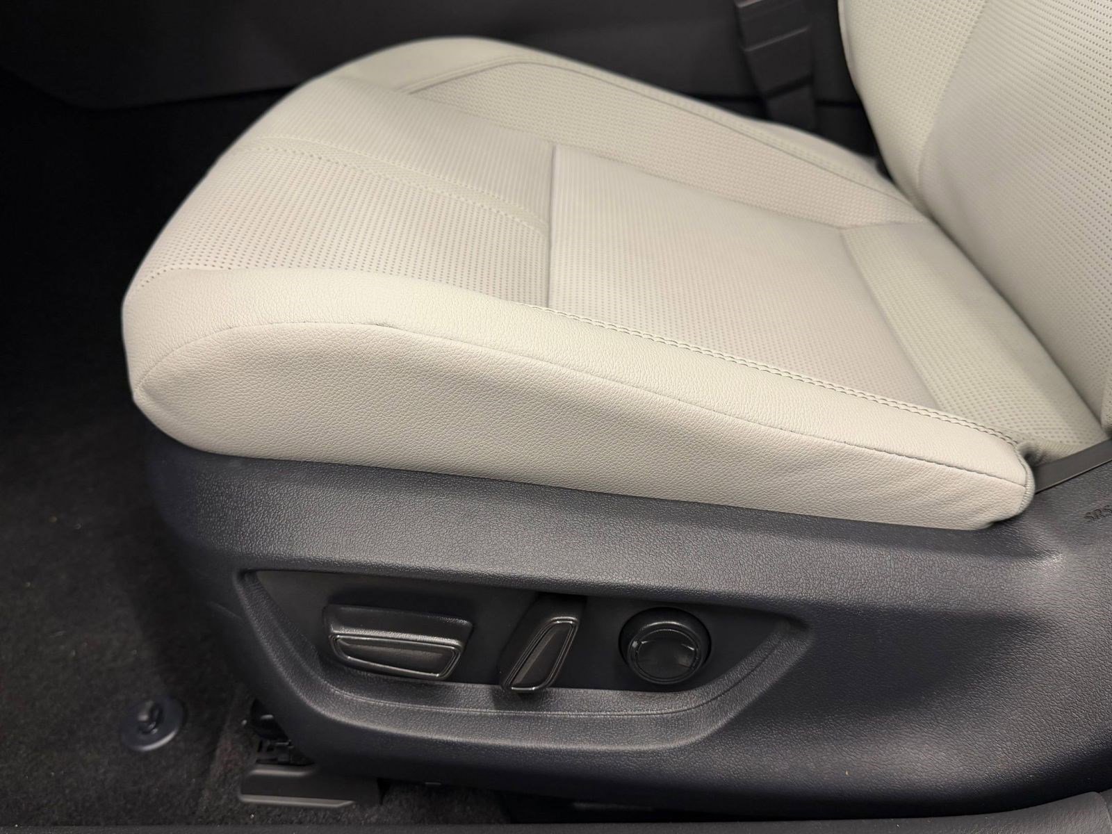 New 2026 Toyota Camry XLE w/ Premium Plus Package image 12