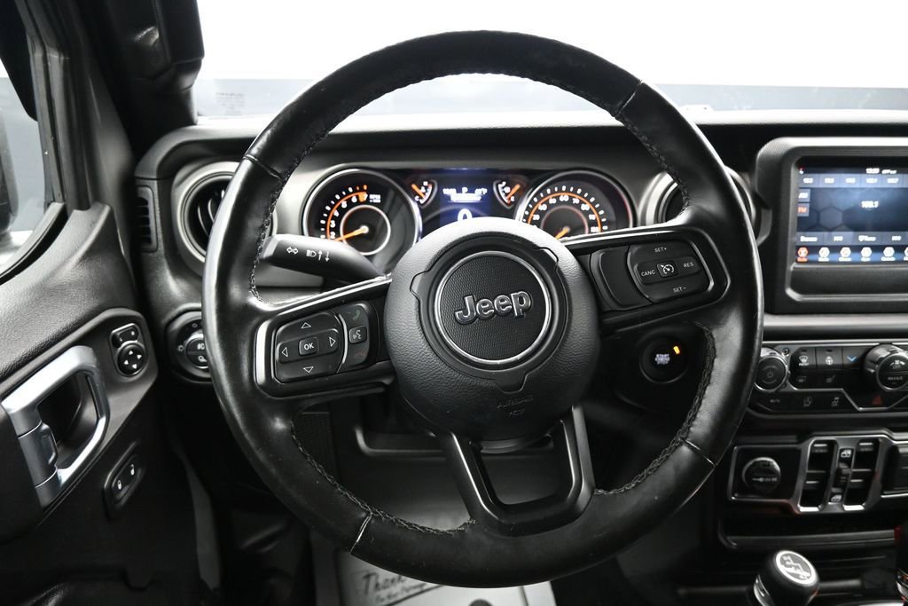 Used 2022 Jeep Gladiator Mojave AWD/4WD image 14