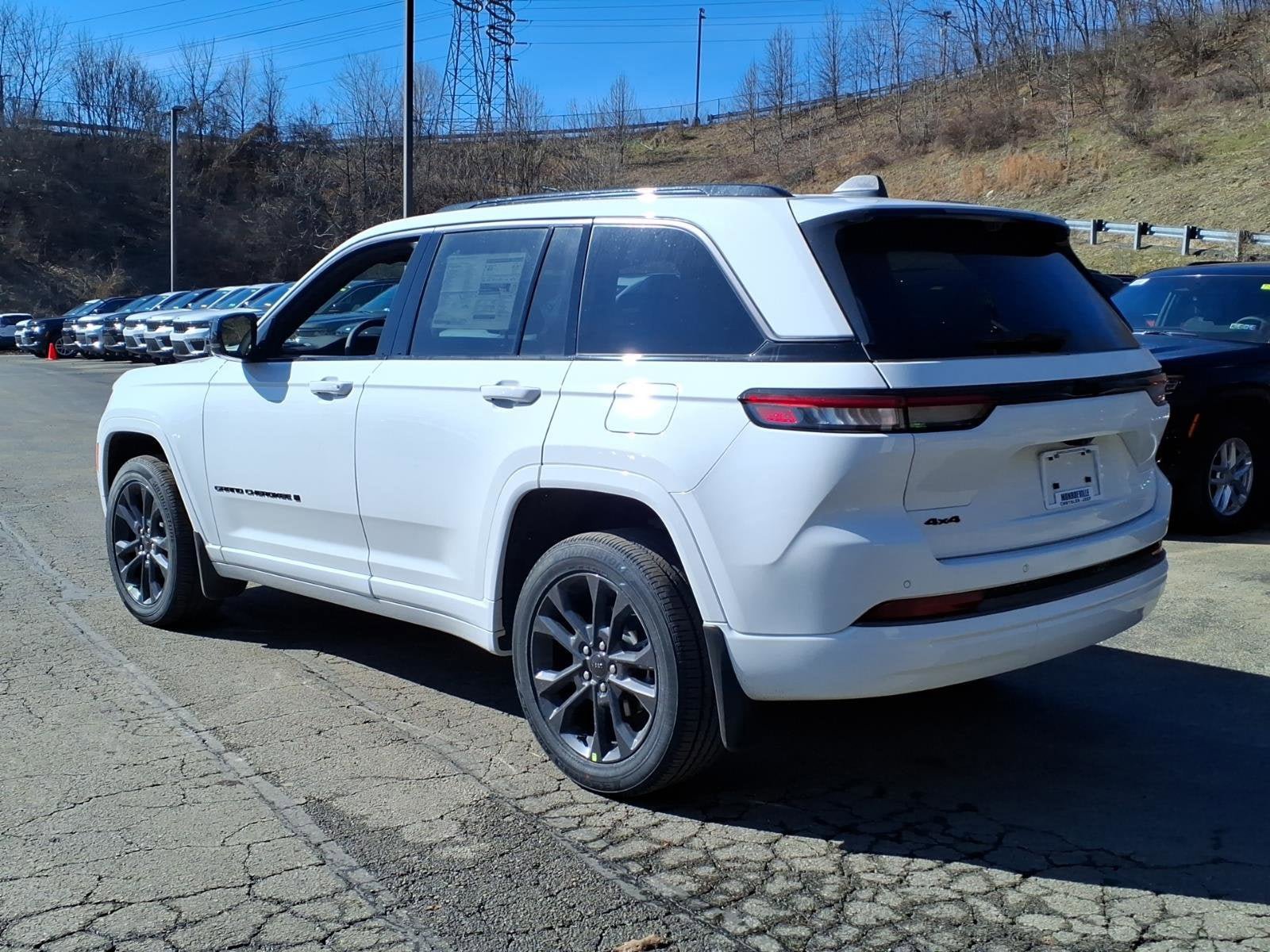 New 2026 Jeep Grand Cherokee Limited AWD/4WD image 3