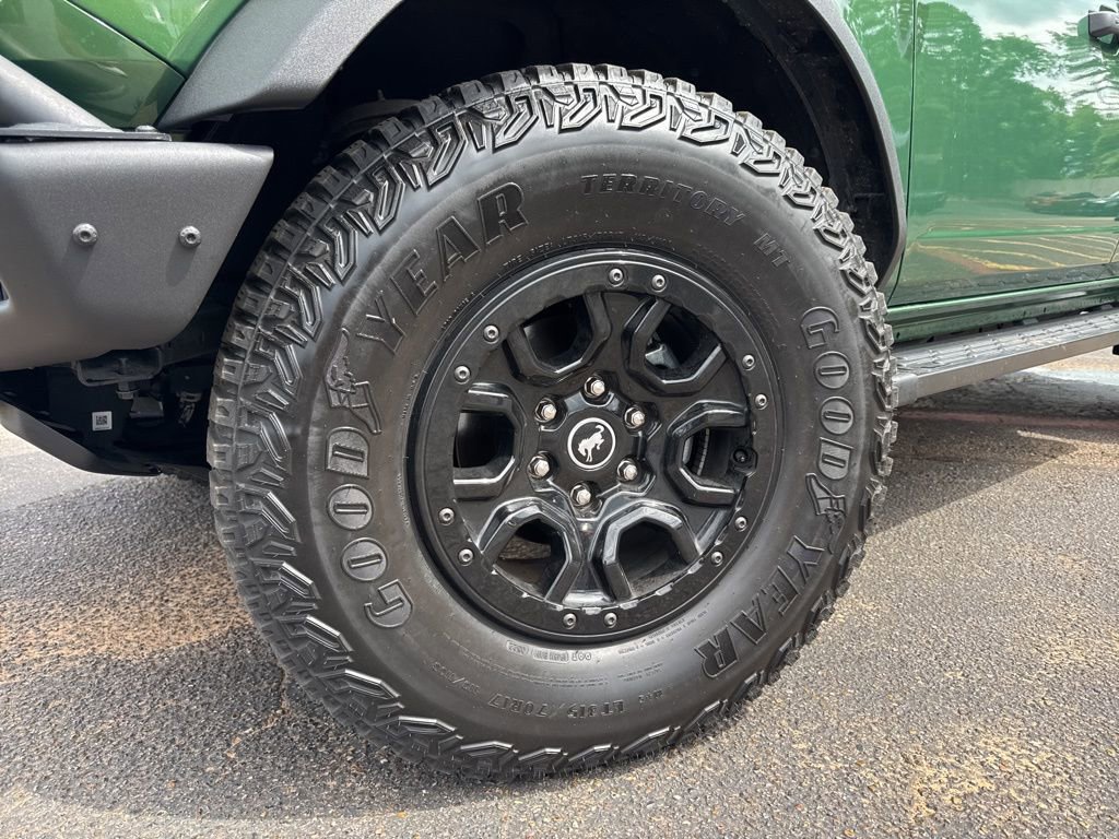Used 2022 Ford Bronco Wildtrak image 2