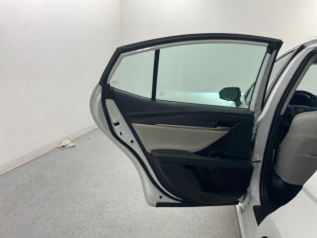 Used 2026 Toyota Camry XLE w/ Premium Plus Package AWD/4WD image 28
