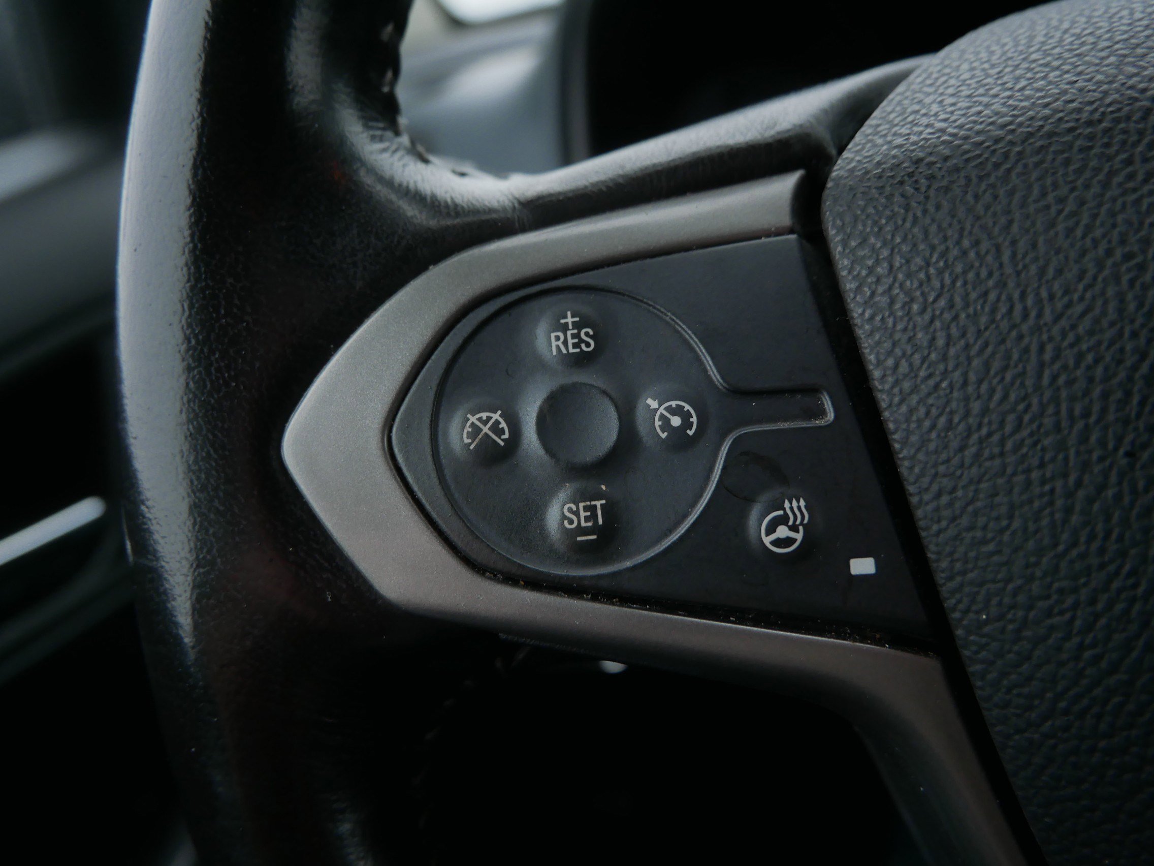 Used 2022 Chevrolet Colorado Z71 AWD/4WD image 27