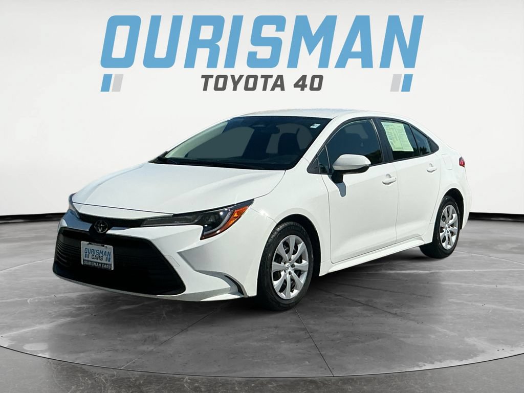 Certified 2023 Toyota Corolla LE FWD image 3