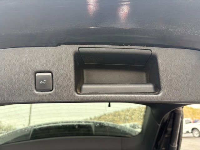 Used 2024 Ford Escape SE image 20