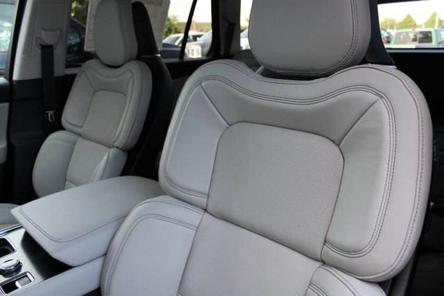 New 2026 Lincoln Aviator Reserve AWD/4WD image 6