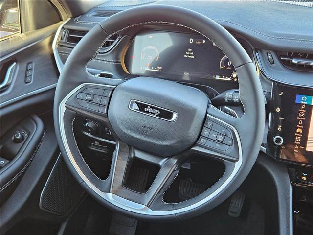 New 2026 Jeep Grand Cherokee Limited w/ Limited Altitude Package RWD image 11