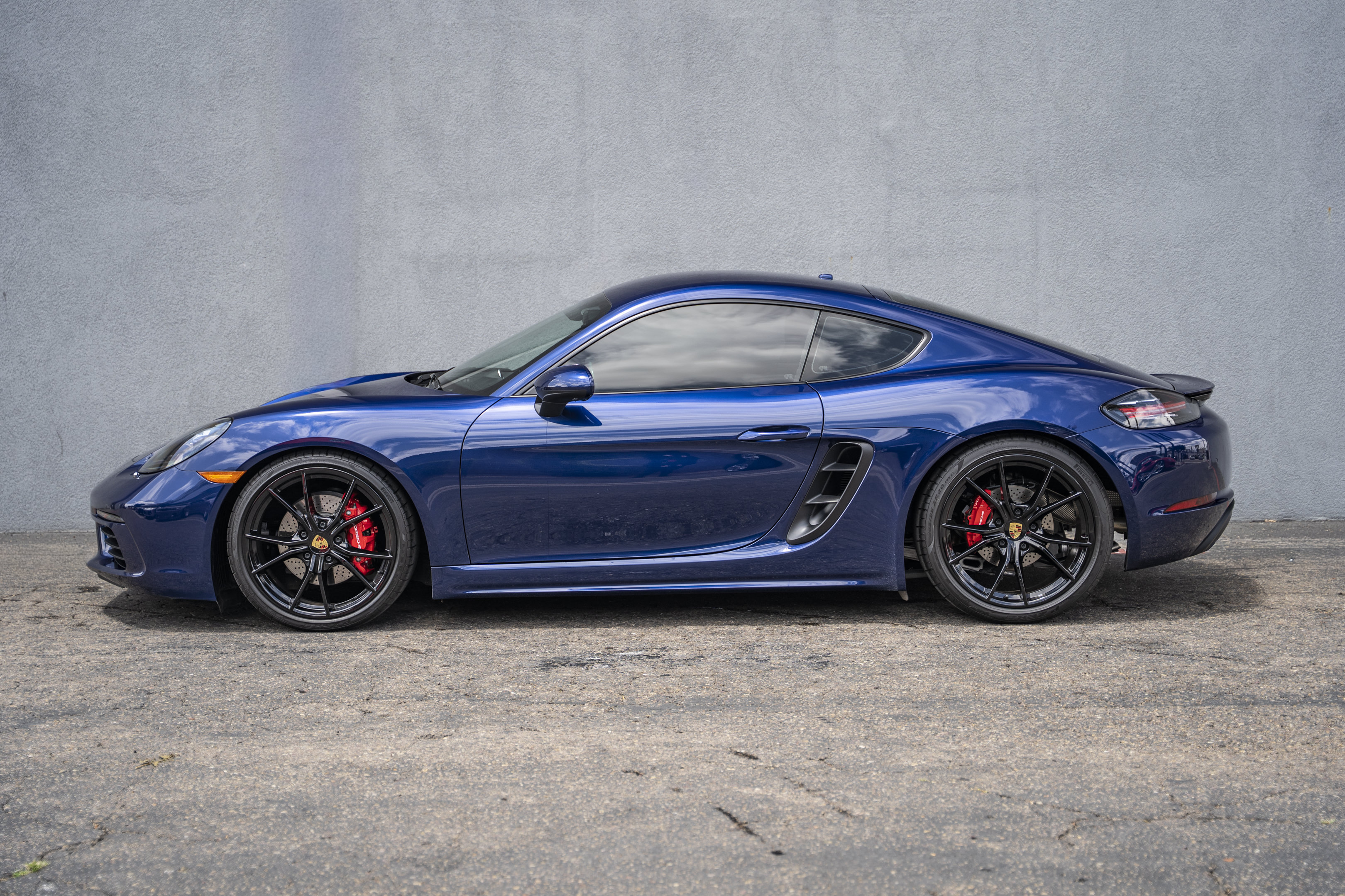 Used 2025 Porsche 718 Cayman S RWD video 2
