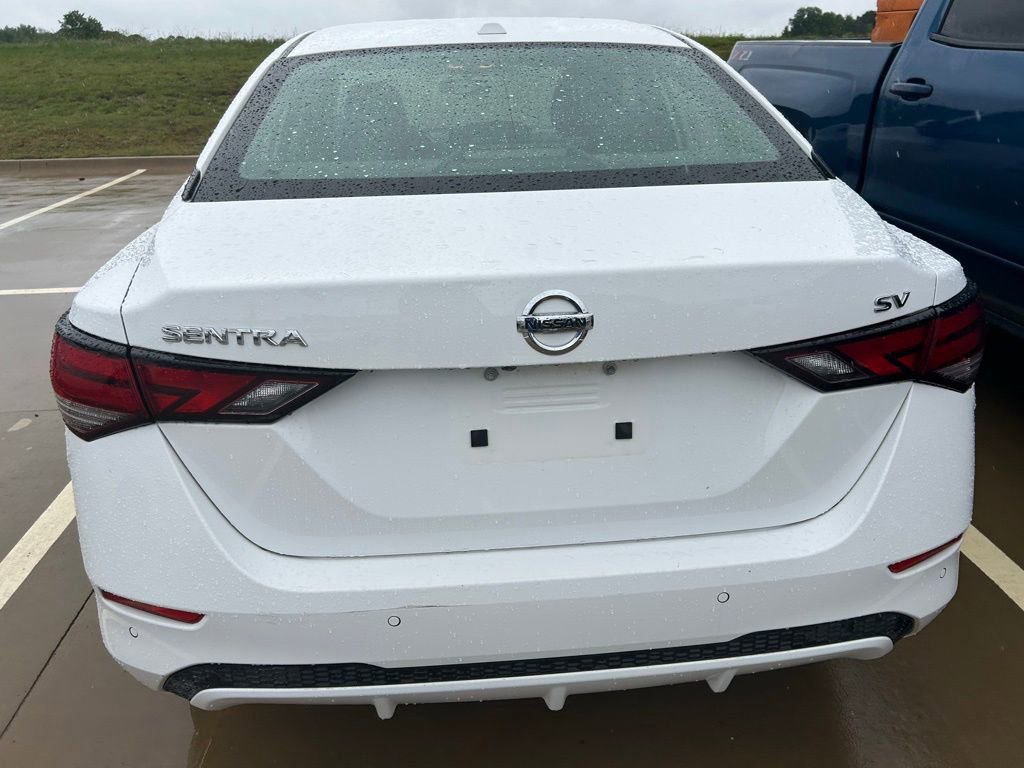 Used 2021 Nissan Sentra SV FWD image 9