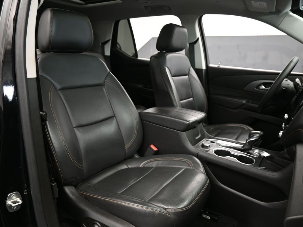 Used 2021 Chevrolet Traverse Premier w/ Redline Edition image 63