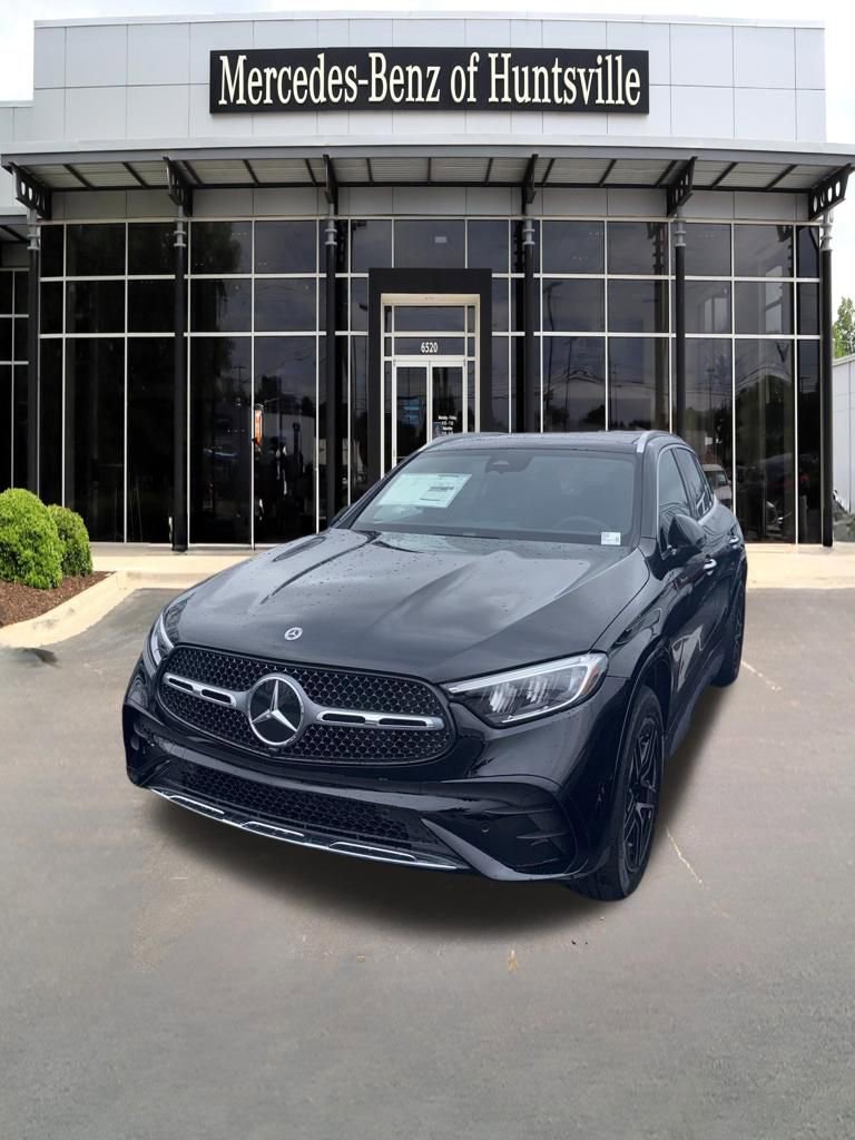 New 2026 Mercedes-Benz GLC 300 4MATIC image 1