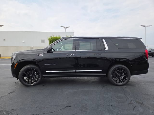 New 2026 GMC Yukon XL Denali w/ Sun & Power Step Package AWD/4WD image 15