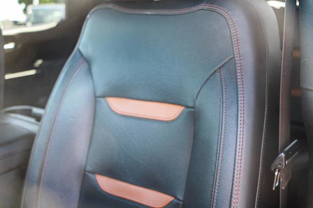 Used 2020 GMC Sierra 1500 AT4 w/ AT4 Premium Package image 25