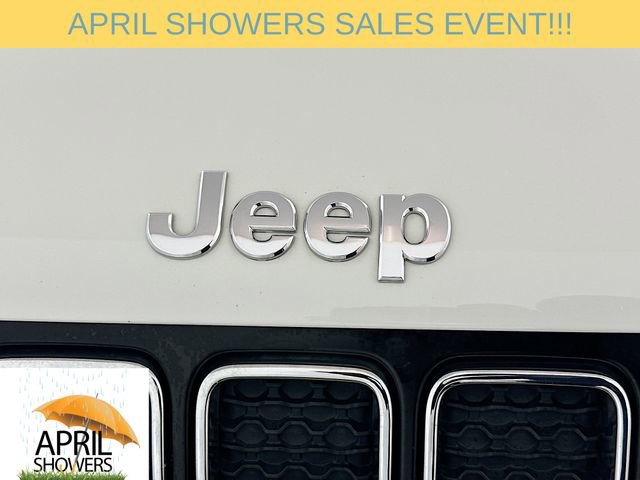 Used 2021 Jeep Renegade Latitude w/ Luxury Group I image 24