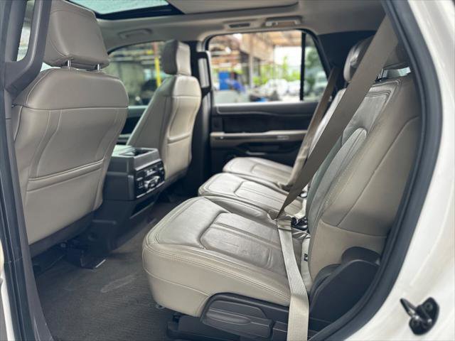 Used 2019 Ford Expedition Limited w/ Equipment Group 301A image 14