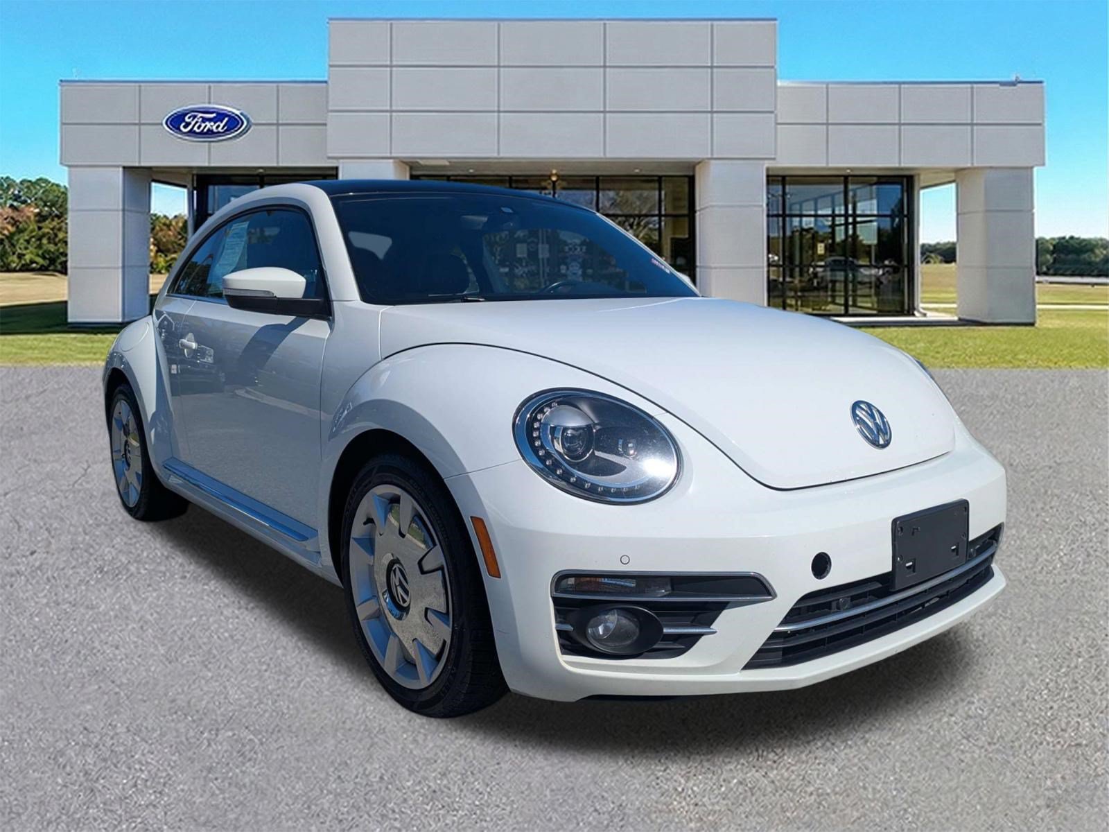 Used 2019 Volkswagen Beetle 2.0T SE w/ SE Premium Package