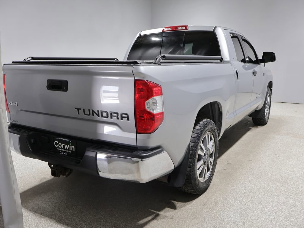 Used 2016 Toyota Tundra SR5 w/ SR5 Upgrade Package AWD/4WD image 2