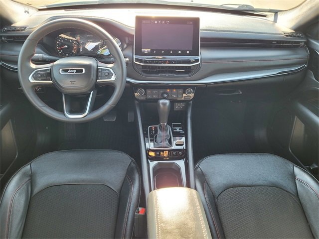 Used 2024 Jeep Compass Trailhawk image 9