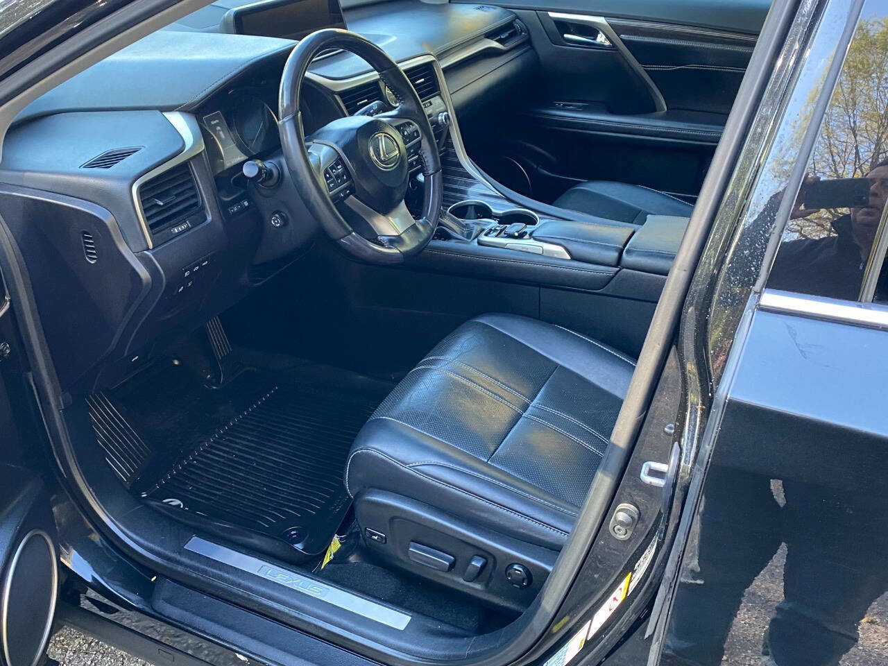 Used 2017 Lexus RX 350 AWD w/ Luxury Package image 9